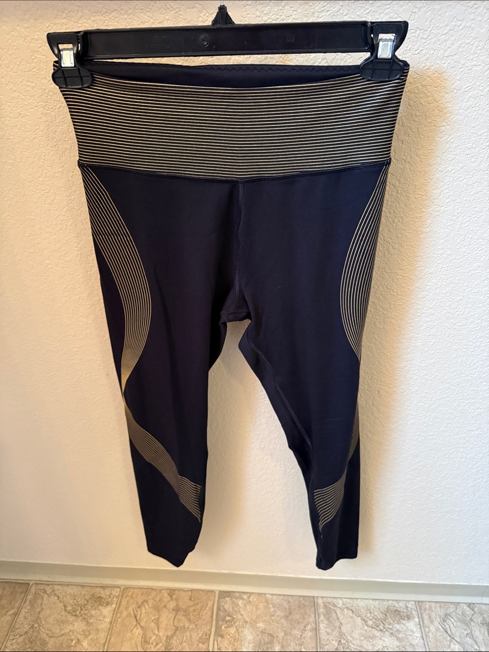 Women’s Black & Gold Performance Leggings with Contrasting Stripes